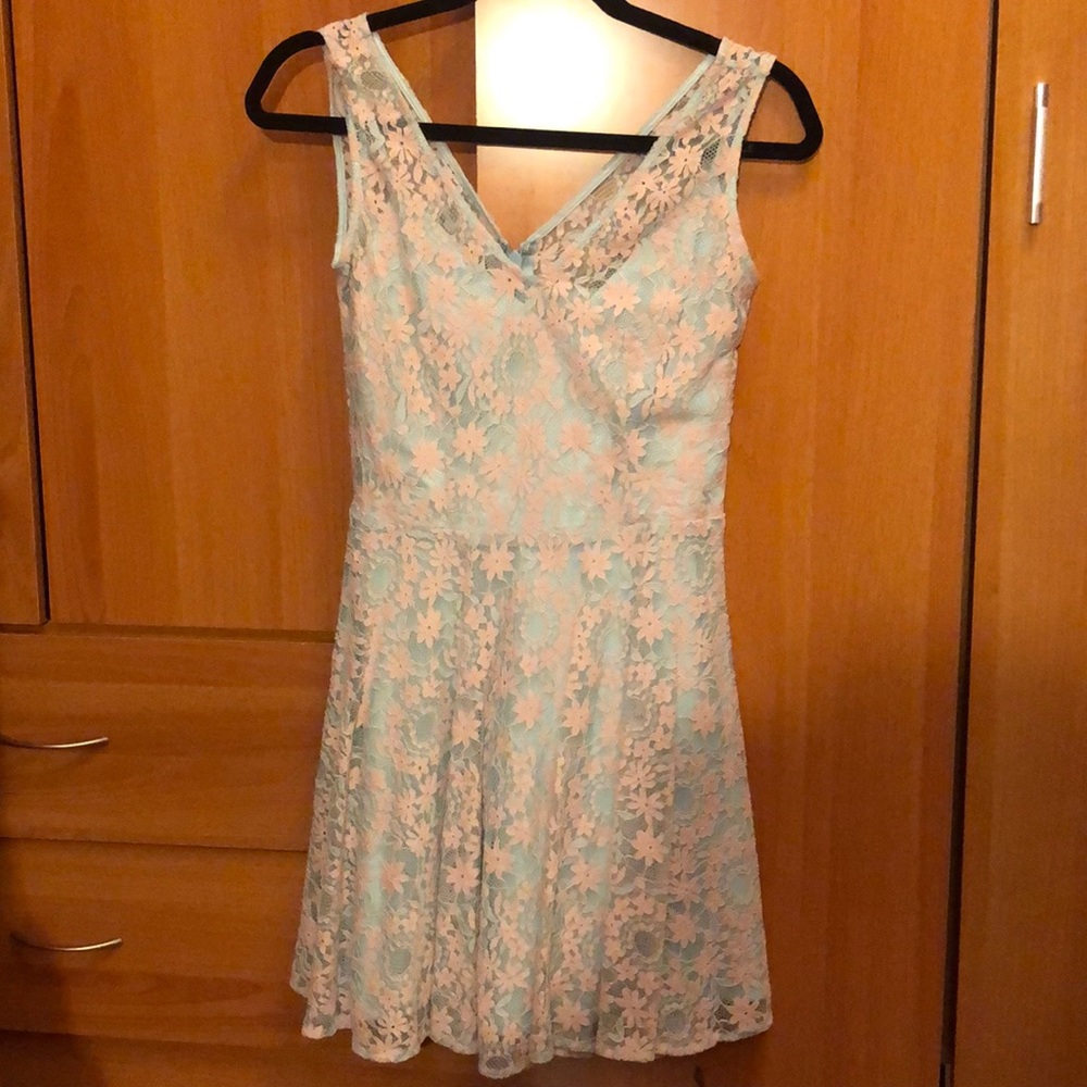 Bebe floral dress